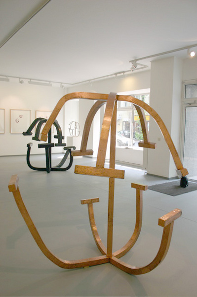 Distanzdialog        
Schultz Contemporary, Berlin, 2006
Copper, 
74x59x45